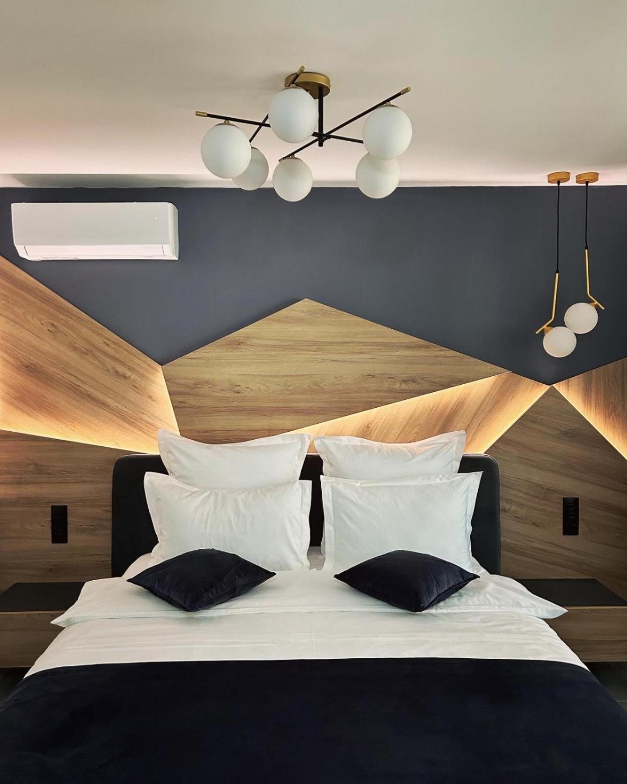 Monarc Boutique Aparthotel - Self Check-In Visan Esterno foto